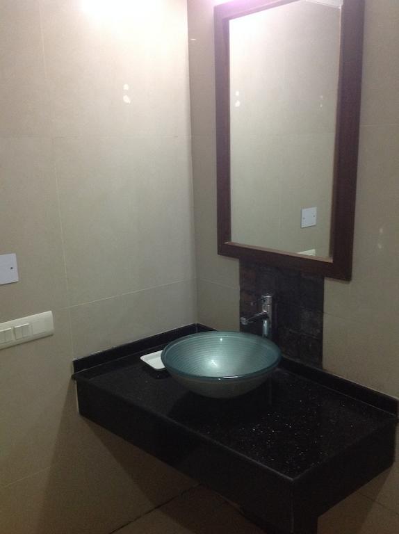 Rio Hotel Zirakpur Room photo